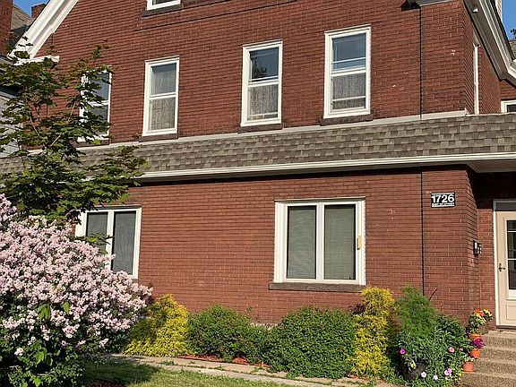 3rd image of 1726B E 1st St #B