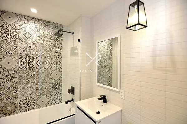 Rented by Yaffa Realty LLC | media 111