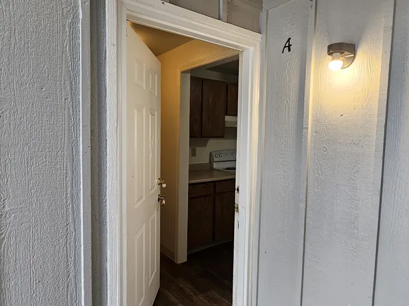 5867 Garrett St APT A, Boise, ID 83714