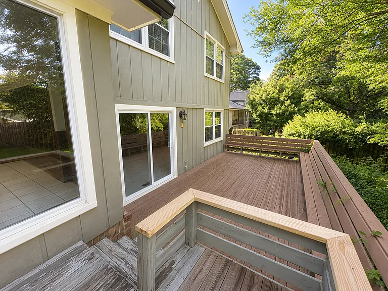 1690 Manhasset Dr — Photo 21