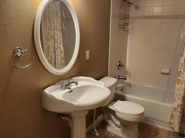 Basement full bath