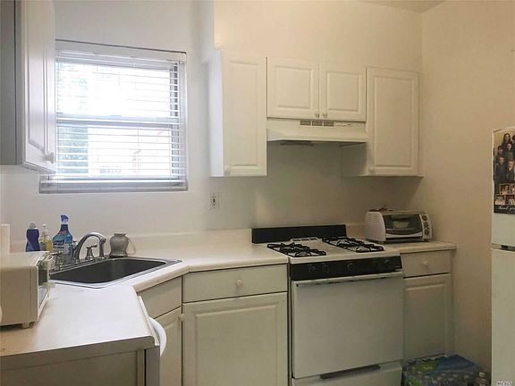 4th image of 285 Central Ave APT C2