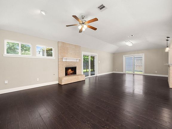 5th image of 9232 Vickijohn Dr
