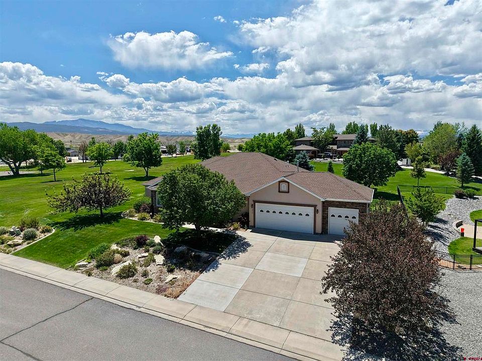 1st image of 3412 Mahogany Drive