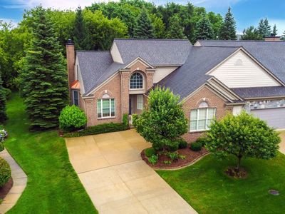 1254 Rock Valley Dr, Rochester, MI, 48307