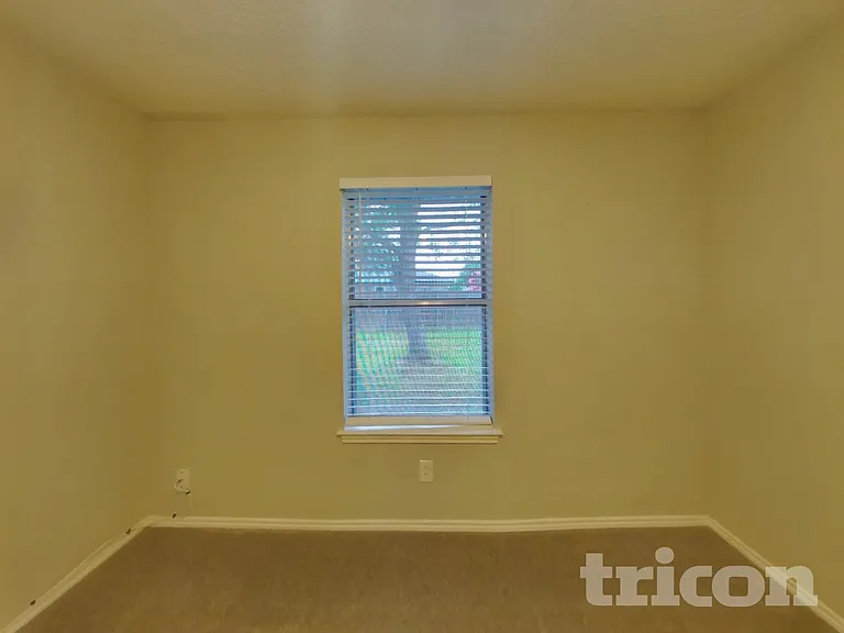 6705 Lampe Ct — Photo 9