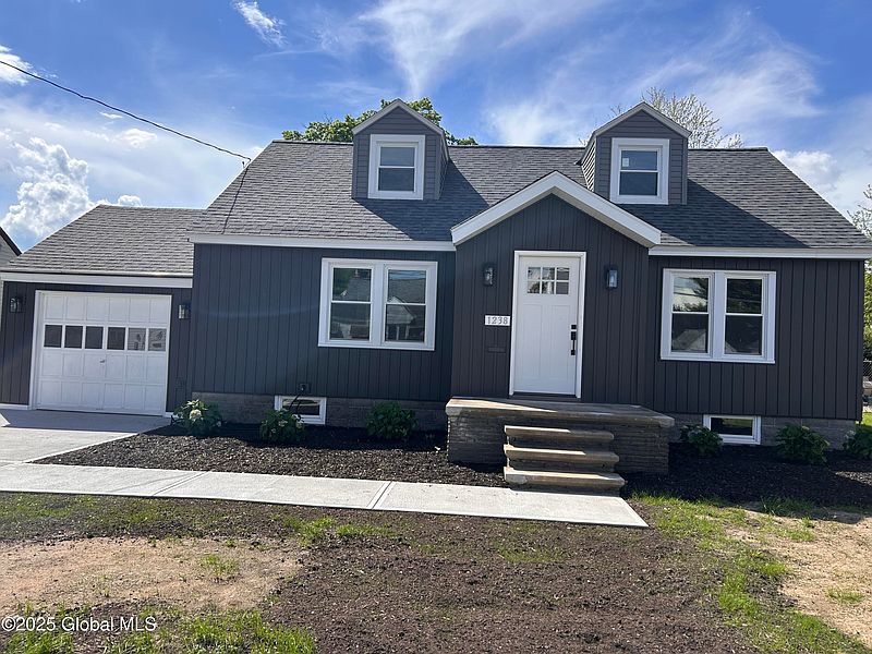 3rd image of 1238 Paul Avenue
