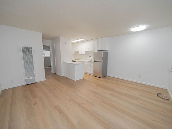 2nd image of 1927 5th Ave #1