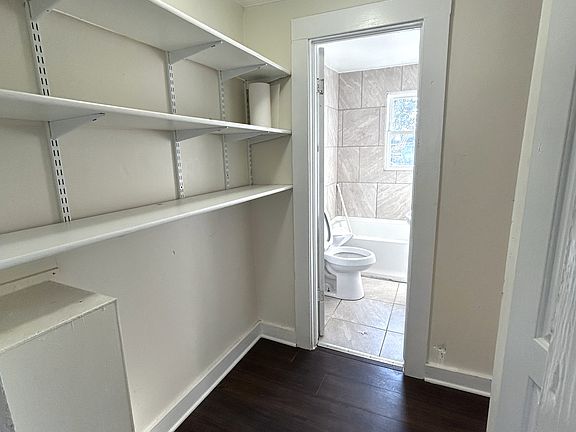 5th image of 1212 Fisher St