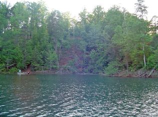 103-3 Rocky Rd, Bryson City, NC 28713