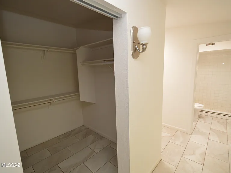 7118 E Elbow Bay Dr — Photo 11