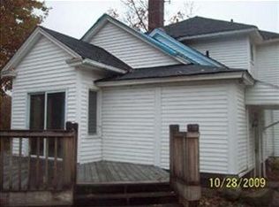 8033 Cedar Rd, Chesterland, OH 44026