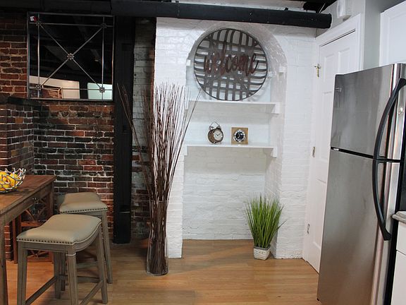 4th image of 3 Champney Pl #6