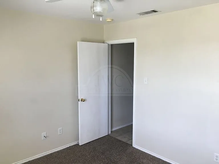 2312 Wildewood Dr #B — Photo 11