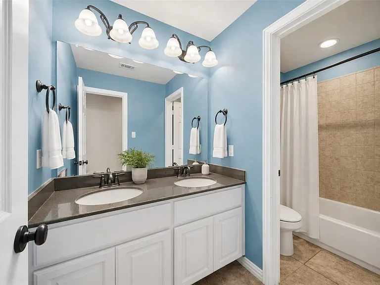 63 Vershire Cir — Photo 18
