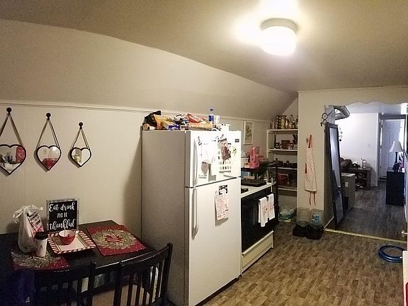 3rd image of 1704 Banks Ave #1/2