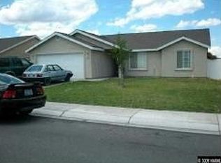 1334 White Bluffs Cir, Fernley, NV
