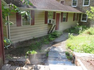 912 N Trooper Rd, East Norriton, PA 19403