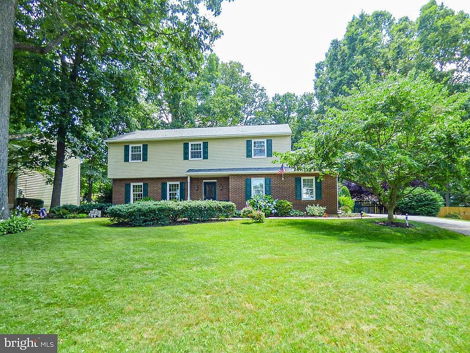 1st image of 695 Ensminger Dr