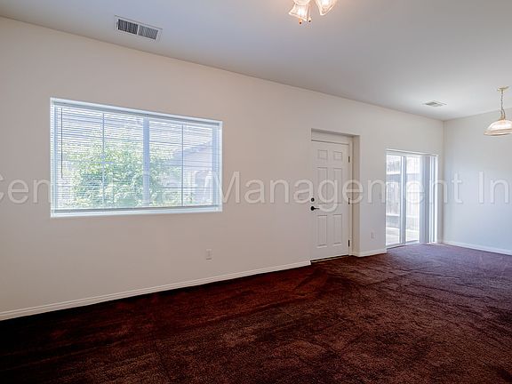 5th image of 3721 Pine Meadow Dr #B