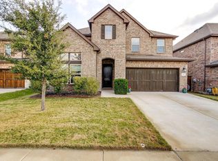 5521 Annie Creek Rd, Fort Worth, TX 76126