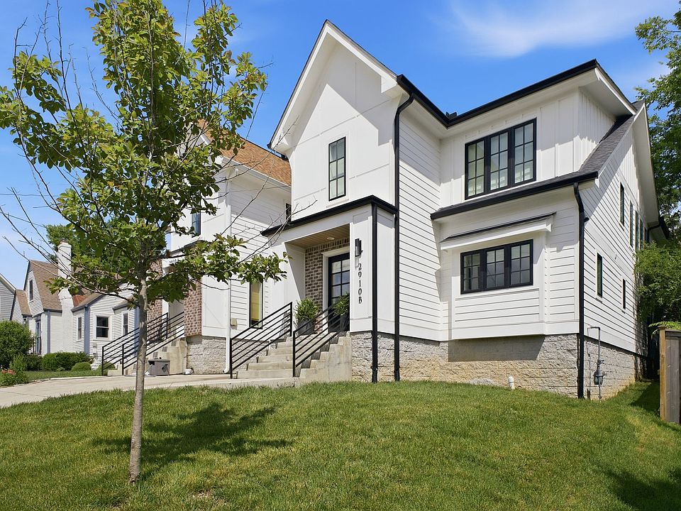 1st image of 2910B Primrose Cir