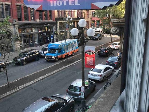 3rd image of 114 1/2 1st Ave S Ste 1