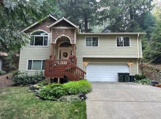 35 Rocky Ridge Dr, Bellingham, WA 98229