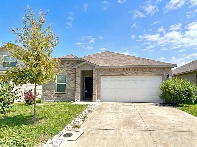 7409 Capricorn Way — Photo 1