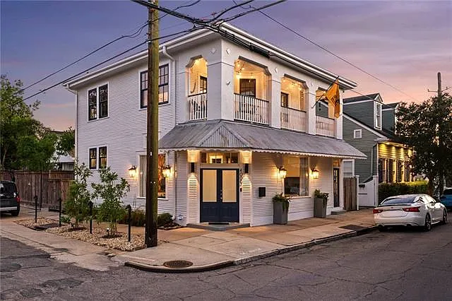 4000 Constance St