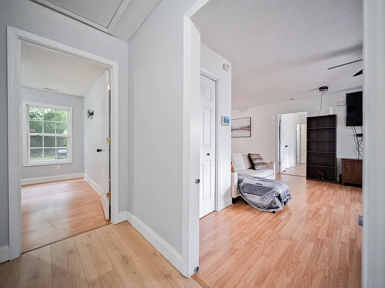 817 Church St — Photo 10