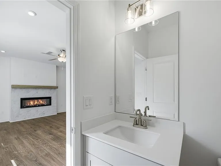 376 Sunset Hollow St — Photo 6