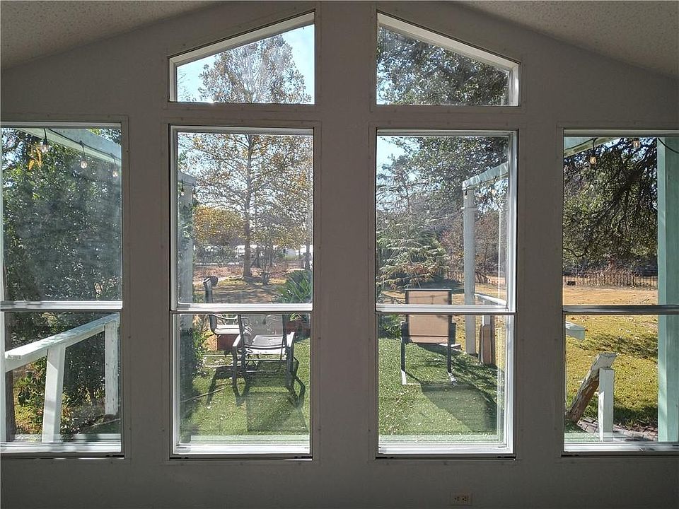 1st image of 1129 Penion Dr #B
