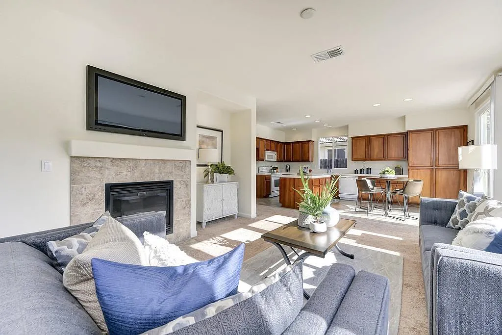 4064 Kalamata Way photo 1