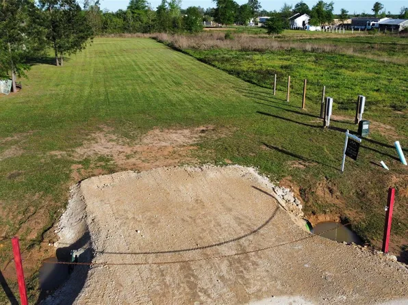 345 Road 5253, Cleveland, TX 77327