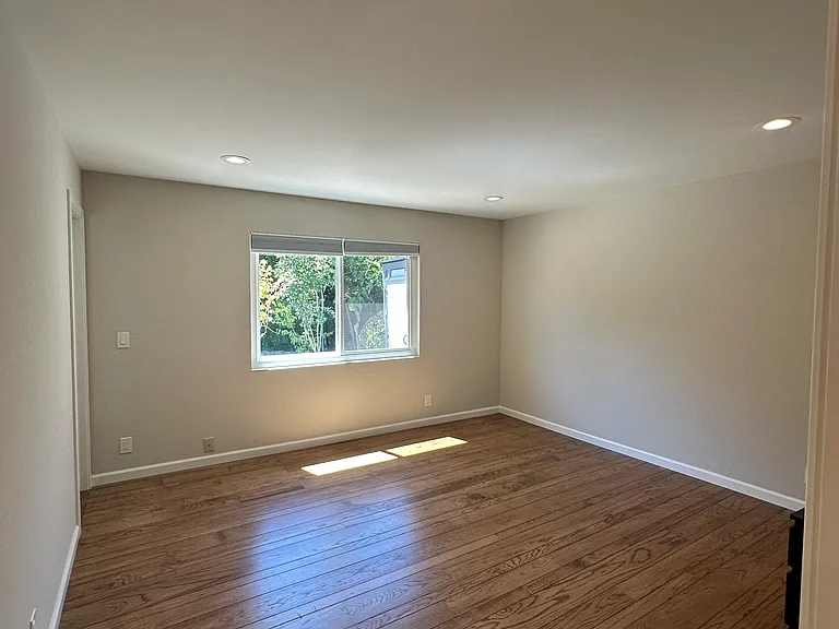 1864 Orangetree Ln — Photo 12