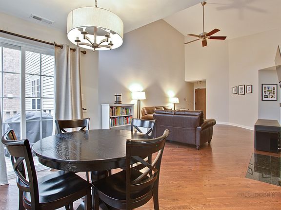 5th image of 1741 Eastwood Ct APT 10