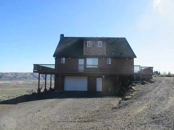 176 Rosenkranz Rd, Tieton, WA 98947