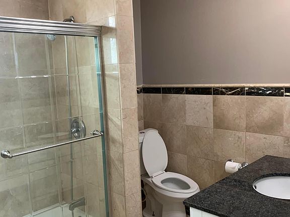 5th image of 3620 S Rockwell St #2