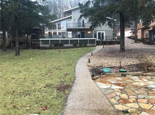 700 Westlake Dr, Roach, MO 65787