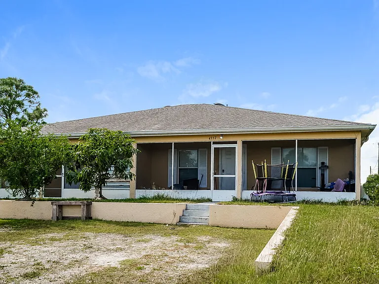 4557 Golfview Blvd — Photo 1
