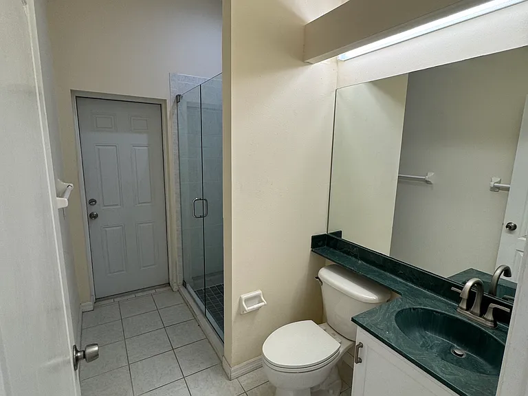 10084 Cherry Hills Avenue Cir — Photo 35