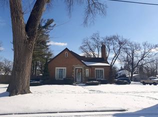 1702 Delaware St, Saginaw, MI 48602
