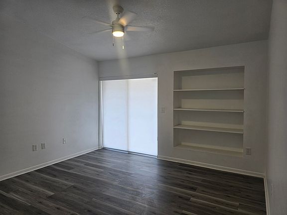 4th image of 5232 Via Hacienda Cir APT 217