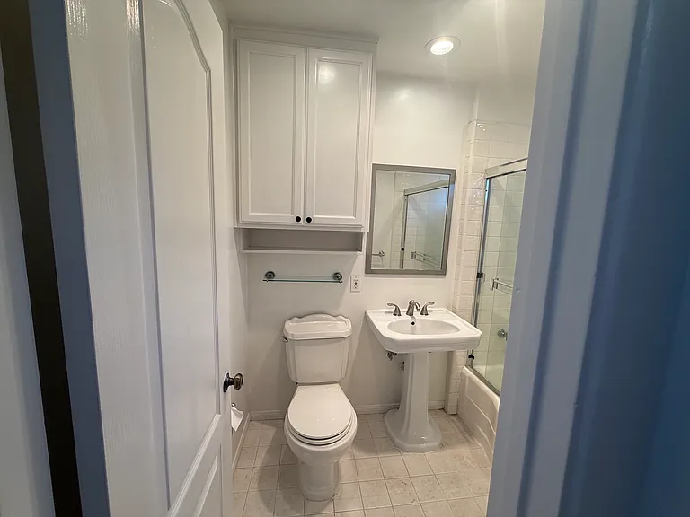 419 Nautilus St — Photo 12