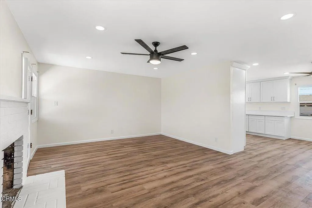 3 bed, 2.0 bath, 1264 sqft, $4,000 — Photo 4