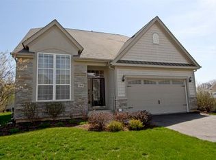 1184 Kingsley Ln, Aurora, IL 60505