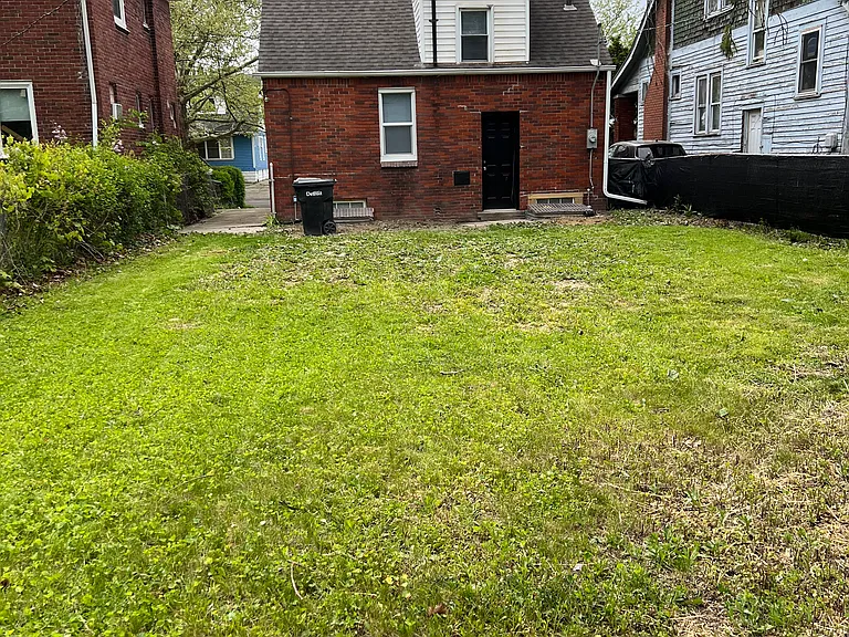 Manor St — Photo 3