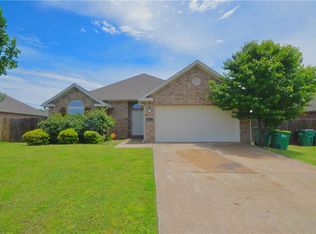 4547 Sadie St, Springdale, AR 72762