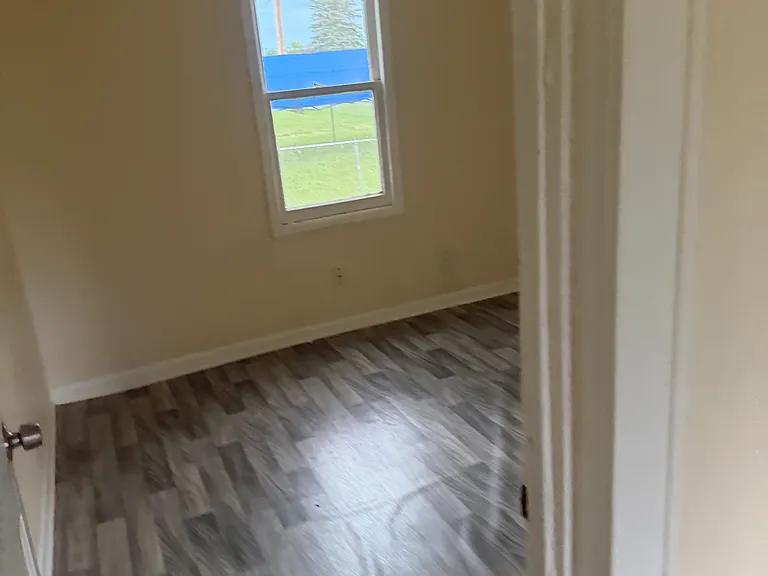 2927 Fairview St — Photo 8